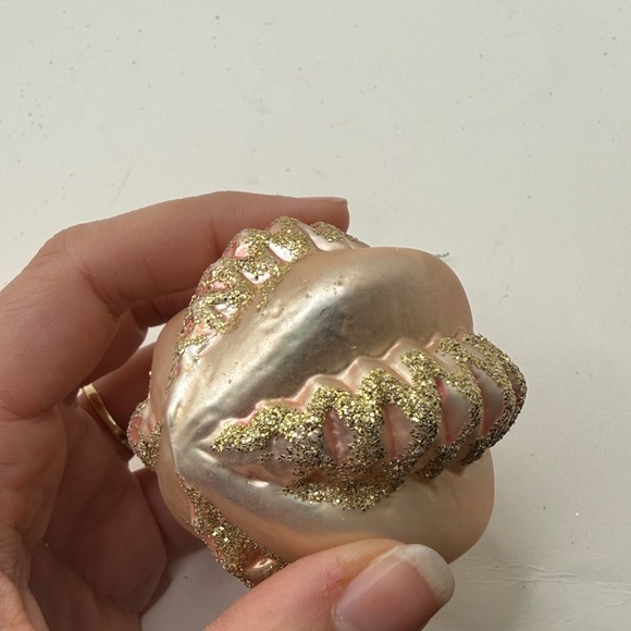 Vtg Glass Christmas Ornaments Lot Bundle 3 Pink Round Bulbs Collectible Glitter - Picture 10 of 16